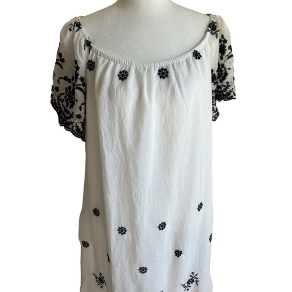 J Gee Boho Romantic White Black Embroidered Off The Shoulder Shift Dress Sz 1X - Picture 4 of 16